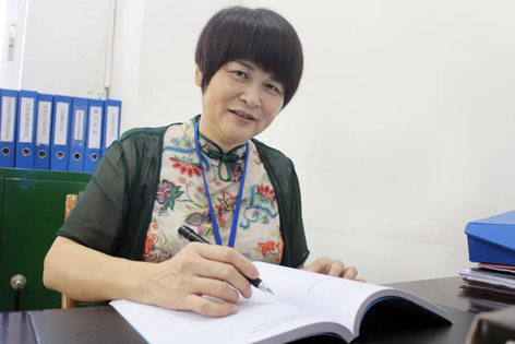 楷模風采丨2022年全國五一勞動獎?wù)芦@得者李培珍