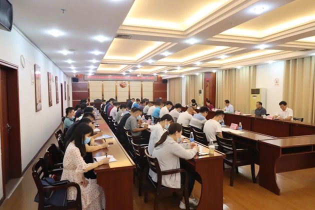 市總工會履職盡責(zé)維護(hù)職工合法權(quán)益，創(chuàng)造和諧社會環(huán)境喜迎二十大