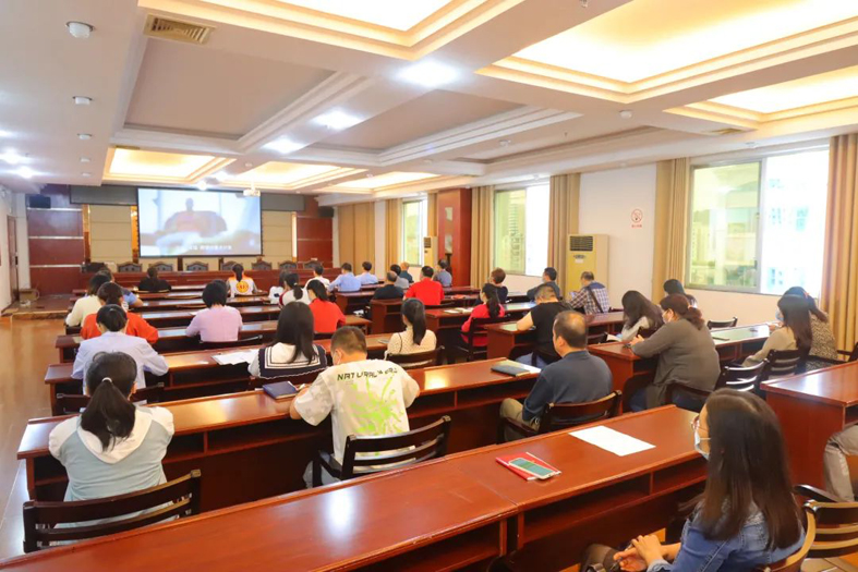 【清廉機(jī)關(guān)建設(shè)】梧州市總工會(huì)組織觀看警示教育片