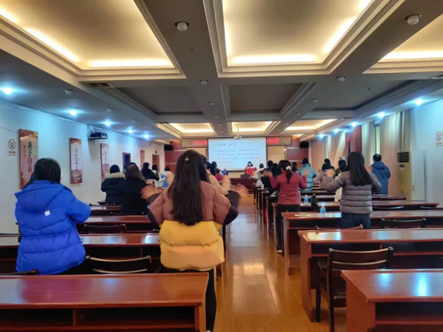 市總工會(huì)舉辦經(jīng)審財(cái)務(wù)業(yè)務(wù)培訓(xùn)班