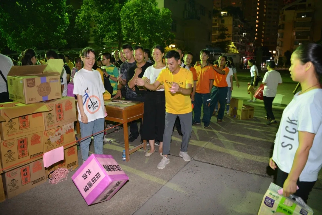 梧州郵政公司工會開展迎中秋、國慶趣味活動